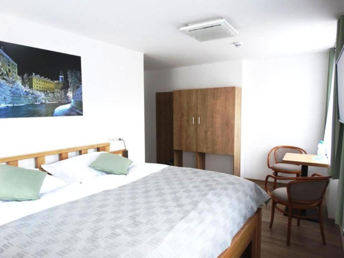 Hotel Garni Villa Areka チェスキー クルムロフ エクステリア 写真