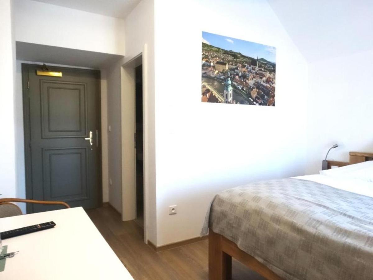 Hotel Garni Villa Areka チェスキー クルムロフ エクステリア 写真