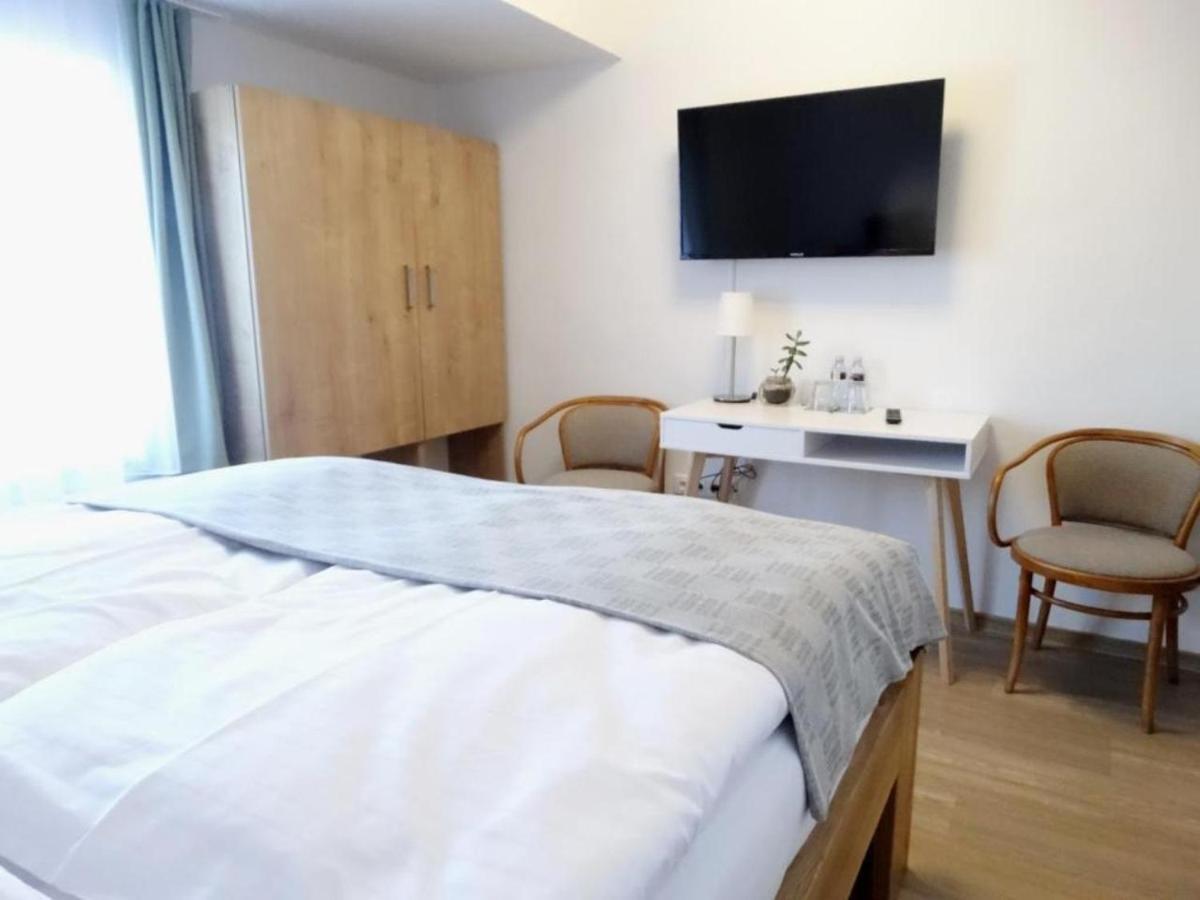 Hotel Garni Villa Areka チェスキー クルムロフ エクステリア 写真