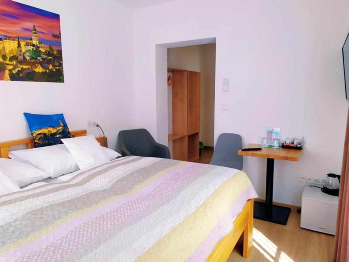 Hotel Garni Villa Areka チェスキー クルムロフ エクステリア 写真