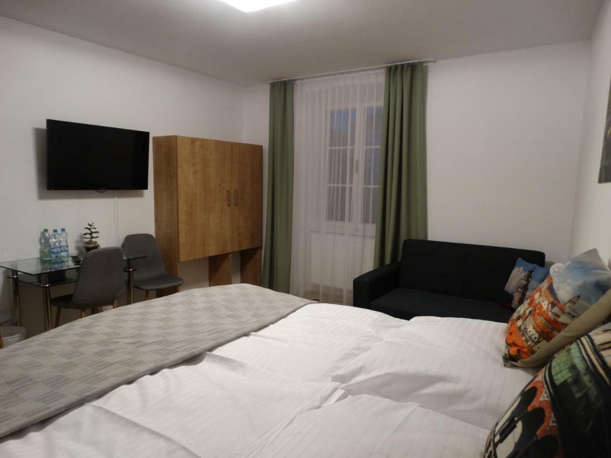 Hotel Garni Villa Areka チェスキー クルムロフ エクステリア 写真