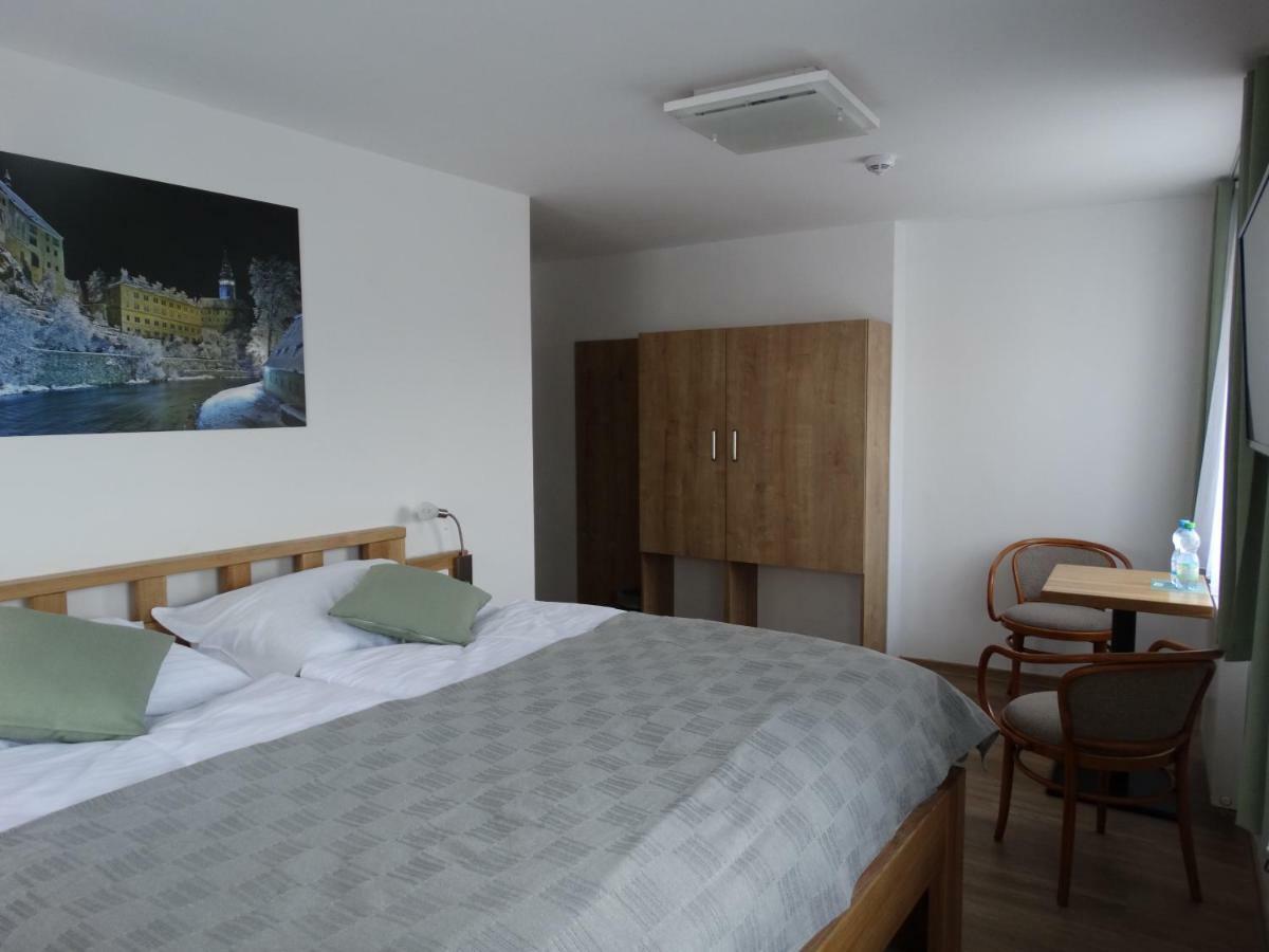Hotel Garni Villa Areka チェスキー クルムロフ エクステリア 写真
